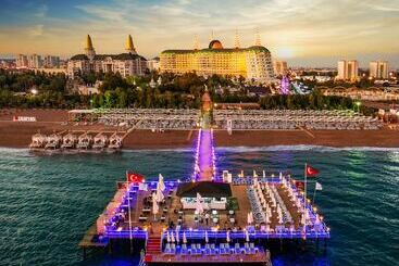 هتل Delphin Imperial Lara