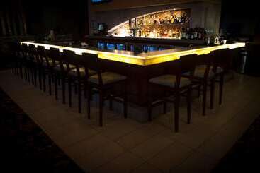 هتل Embassy Suites By Hilton Denver Downtown Convention Center