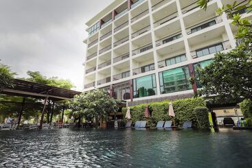 هتل Fifth Pattaya Jomtien