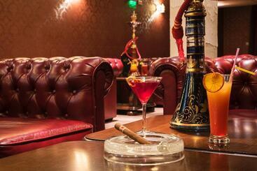 酒店 Grand Royale Apartment Complex & Spa