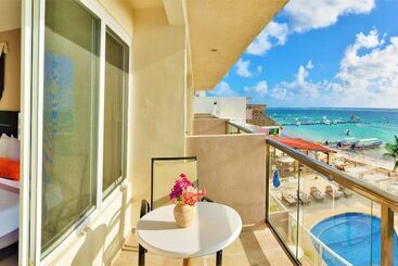 هتل Hacienda Morelos Beachfront