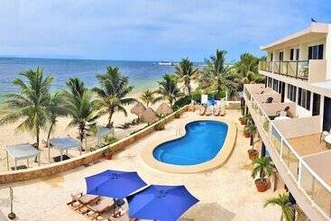 هتل Hacienda Morelos Beachfront