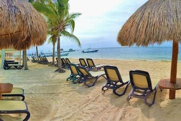 هتل Hacienda Morelos Beachfront