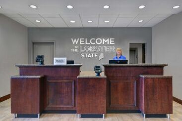 هتل Hampton Inn Bath