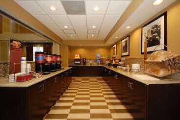 هتل Hampton Inn Jackson/flowood  Ms