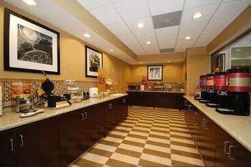 هتل Hampton Inn Jackson/flowood  Ms