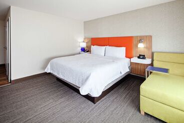 هتل Hampton Inn & Suites Chino Hills