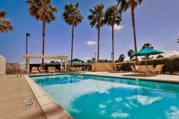 هتل Hampton Inn & Suites Chino Hills