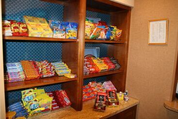 هتل Hampton Inn & Suites Riverton