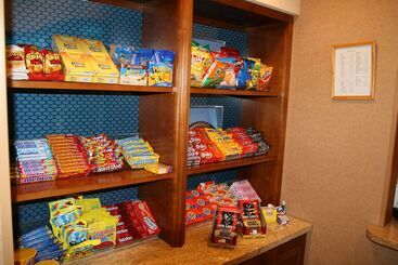 هتل Hampton Inn & Suites Riverton