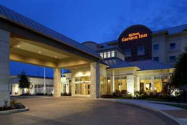 هتل Hilton Garden Inn Dallas/arlington