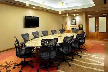 هتل Hilton Garden Inn Dallas/arlington