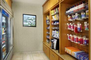 هتل Hilton Garden Inn Dallas/arlington