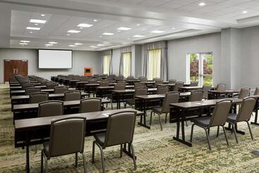 هتل Hilton Garden Inn Greenville