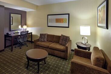 هتل Hilton Garden Inn Springfield, Mo