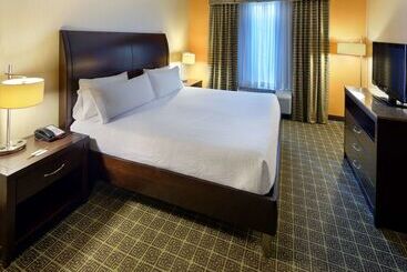 هتل Hilton Garden Inn Springfield, Mo