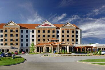 هتل Hilton Garden Inn Springfield, Mo