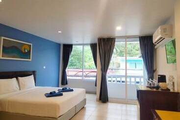 هتل Karon Living Room   Sha Plus