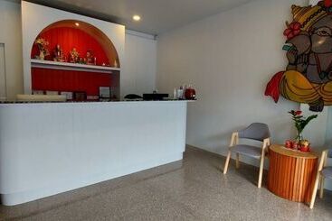 هتل Karon Living Room   Sha Plus