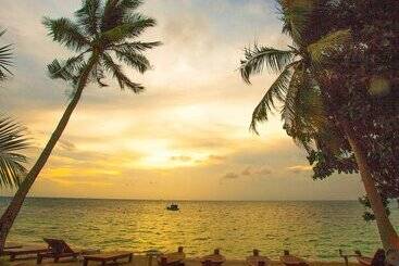 هتل Koh Tao Regal Resort   Sha Plus