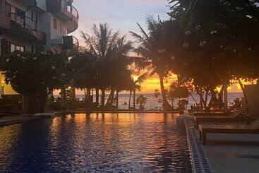 هتل Koh Tao Regal Resort   Sha Plus