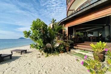 هتل Koh Tao Regal Resort   Sha Plus