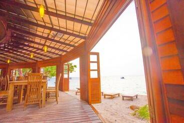هتل Koh Tao Regal Resort   Sha Plus