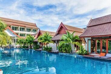 هتل L Esprit De Naiyang Beach Resort   Sha Extra Plus