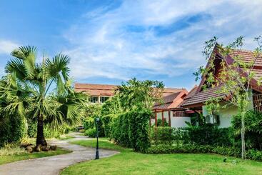 هتل L Esprit De Naiyang Beach Resort   Sha Extra Plus