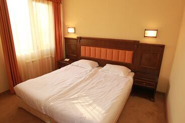 Mpm Hotel Sport Ski In, Ski Out