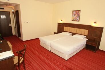 Mpm Hotel Sport Ski In, Ski Out