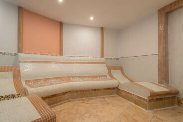 Mpm Hotel Sport Ski In, Ski Out
