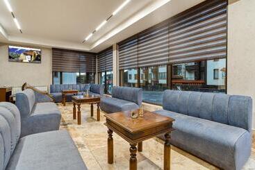 Mpm Hotel Sport Ski In, Ski Out