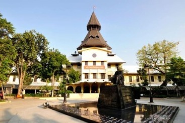 هتل Nouvo City