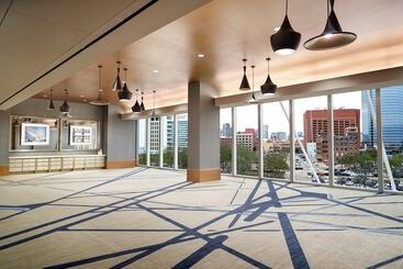 هتل Omni Dallas