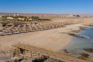 هتل Onatti Beach Resort   Marsa Alam