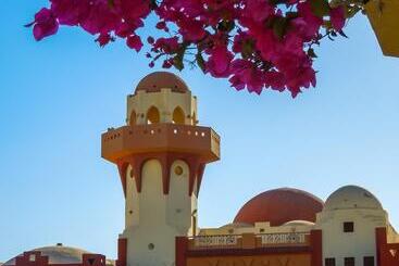هتل Onatti Beach Resort   Marsa Alam