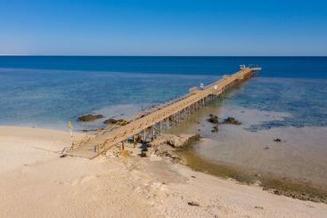 هتل Onatti Beach Resort   Marsa Alam
