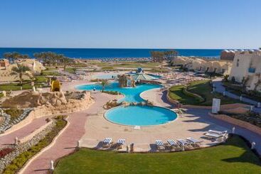 هتل Onatti Beach Resort   Marsa Alam