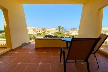 هتل Onatti Beach Resort   Marsa Alam