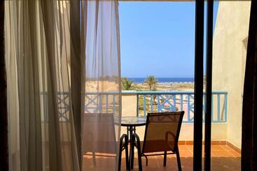 هتل Onatti Beach Resort   Marsa Alam