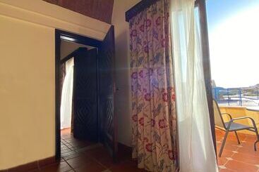 هتل Onatti Beach Resort   Marsa Alam