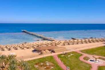 هتل Onatti Beach Resort   Marsa Alam