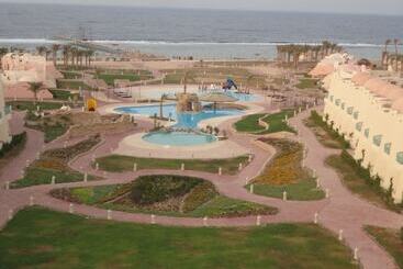 هتل Onatti Beach Resort   Marsa Alam