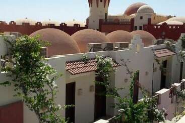 هتل Onatti Beach Resort   Marsa Alam