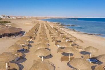 هتل Onatti Beach Resort   Marsa Alam