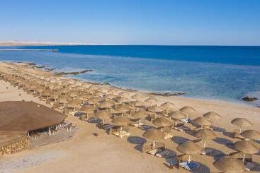 هتل Onatti Beach Resort   Marsa Alam