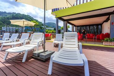 هتل Patong Beach Side