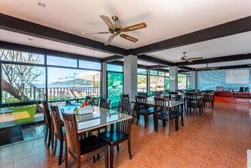 هتل Patong Beach Side