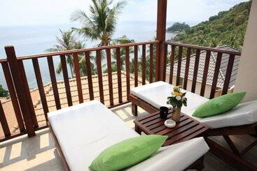 هتل Pinnacle Koh Tao Resort